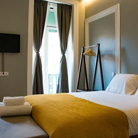 The Hygge Lisbon Suites - Estrela Bed and Breakfast